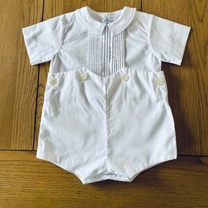 Vintage Feltman Bros White Pintuck Bobby Suit Size 3 months